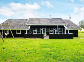 Holiday Home Straumen
